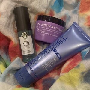 NWT Hair bundle
